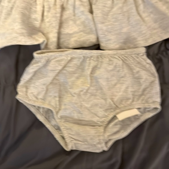 NWT Ralph Lauren Baby Girl Purple jumpsuit Onesies - Picture 2 of 3